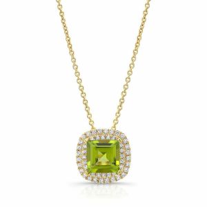 18K Yellow Gold Pendent With Center Peridot